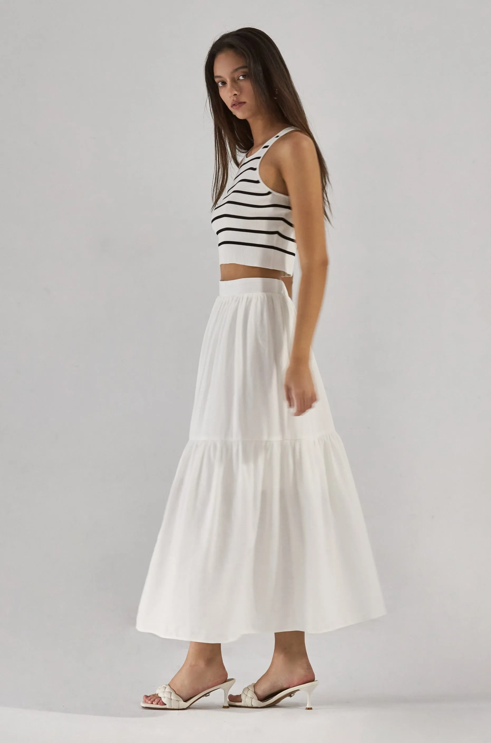 Capri linen skirt (white/black)